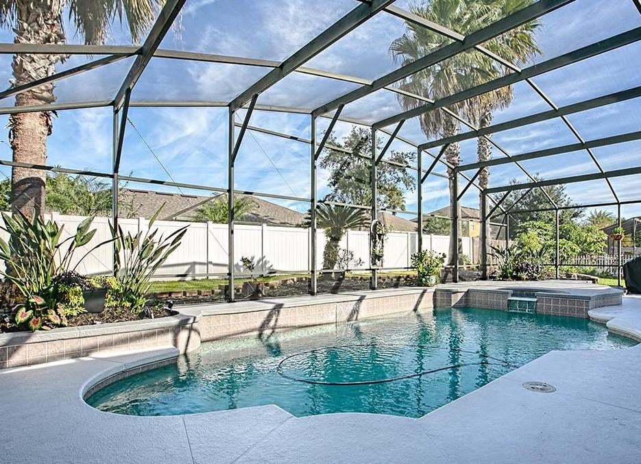 three-top-pool-homes-for-sale-in-orlando-longwood-ocoee-fl